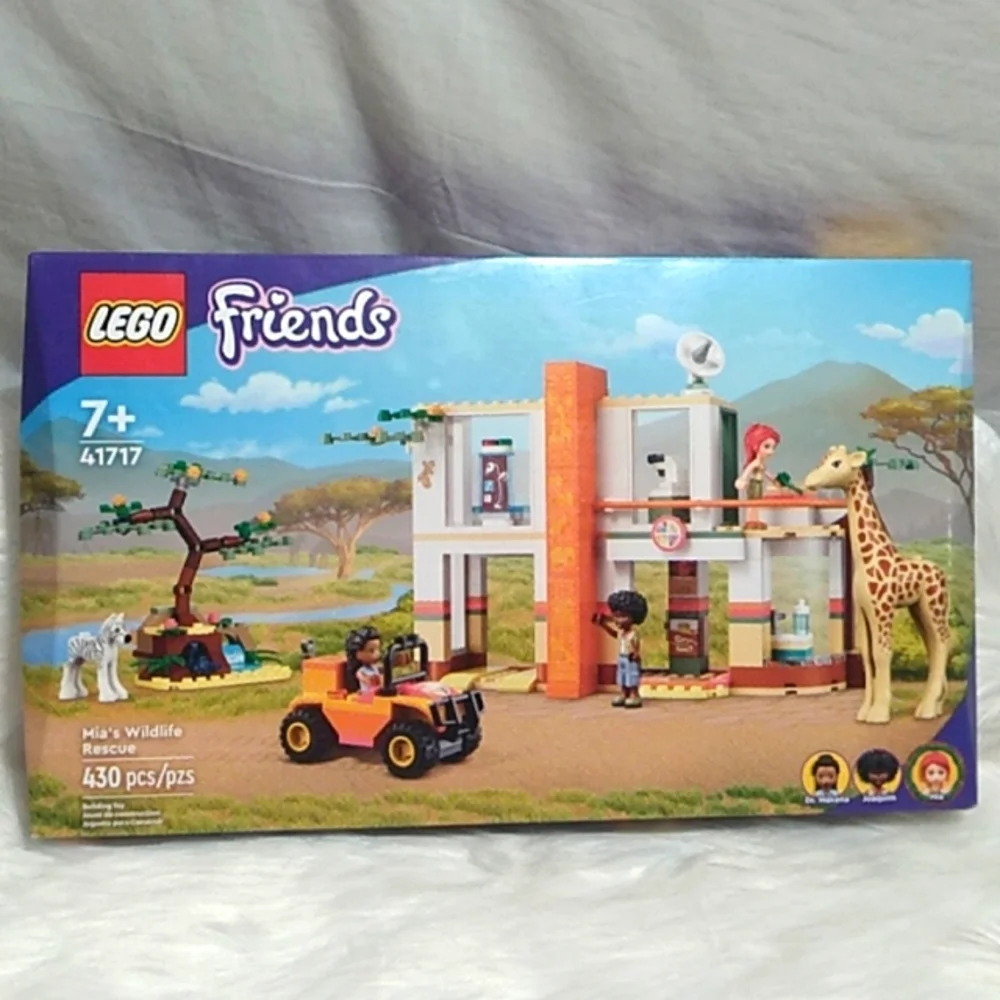 NWT Lego Friends 7+ 41717 Mia's Wildlife Rescue 430 pcs Building Toy